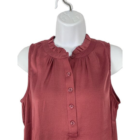 Simply Vera Wang Sleeveless Ruffle Collar Blouse In Maroon Size PS - Picture 2 of 9
